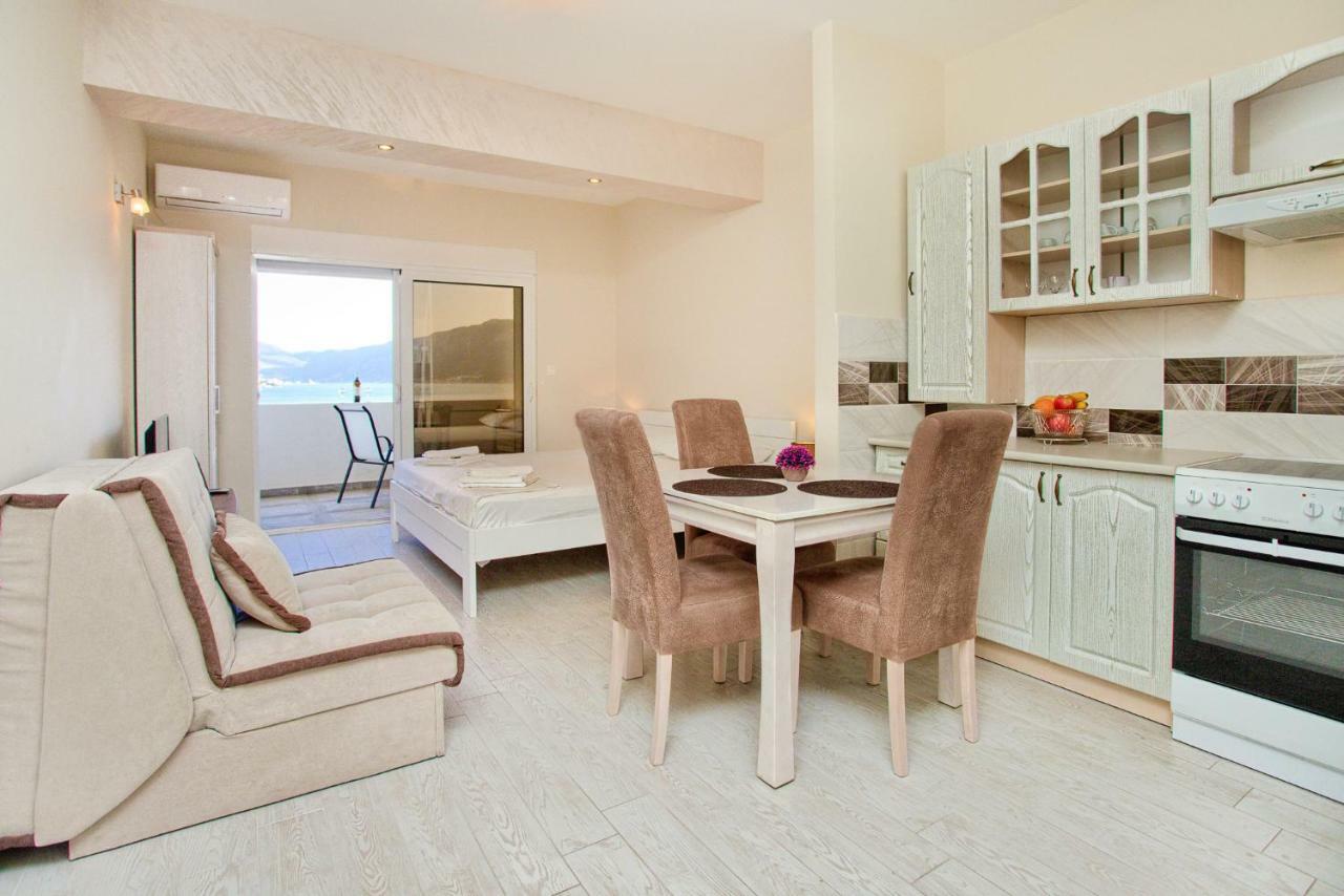 Sea Star Luxury Apartment Kotor Dış mekan fotoğraf